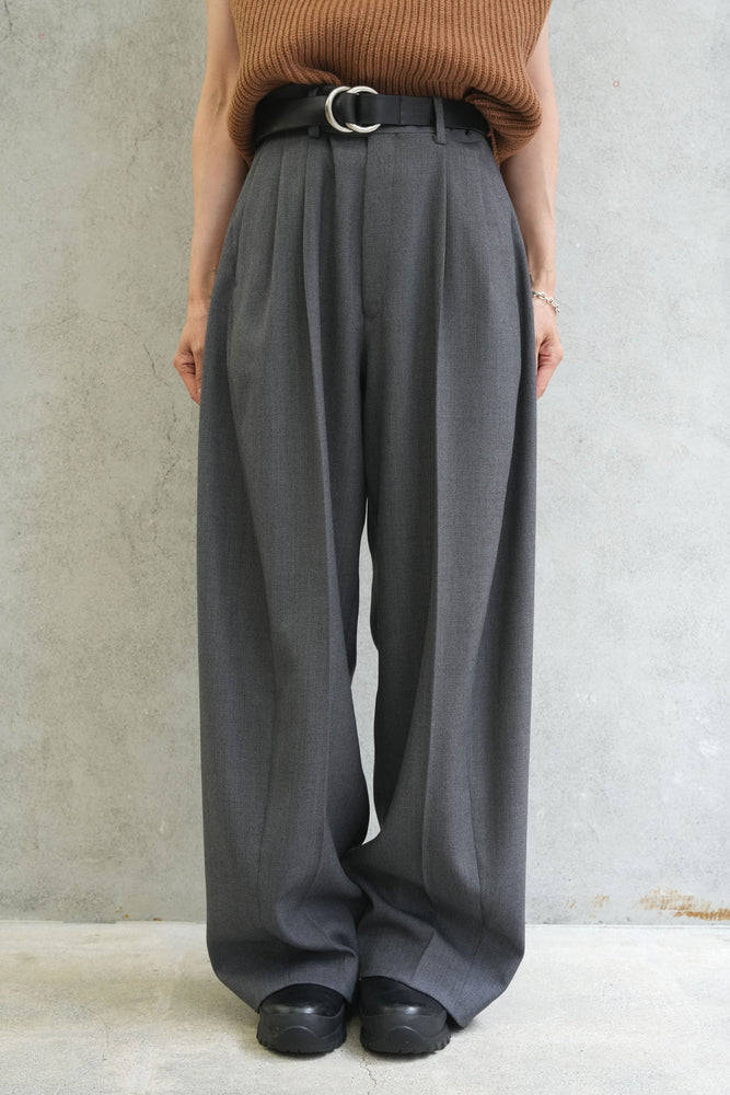 
                  
                    DOESKIN BARREL-LEG PANTS-CHACOAL-
                  
                