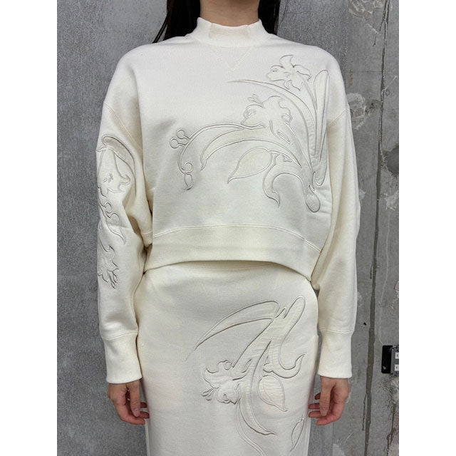 
                  
                    Floral Embroidery Short Sweat Top -BLACK-
                  
                