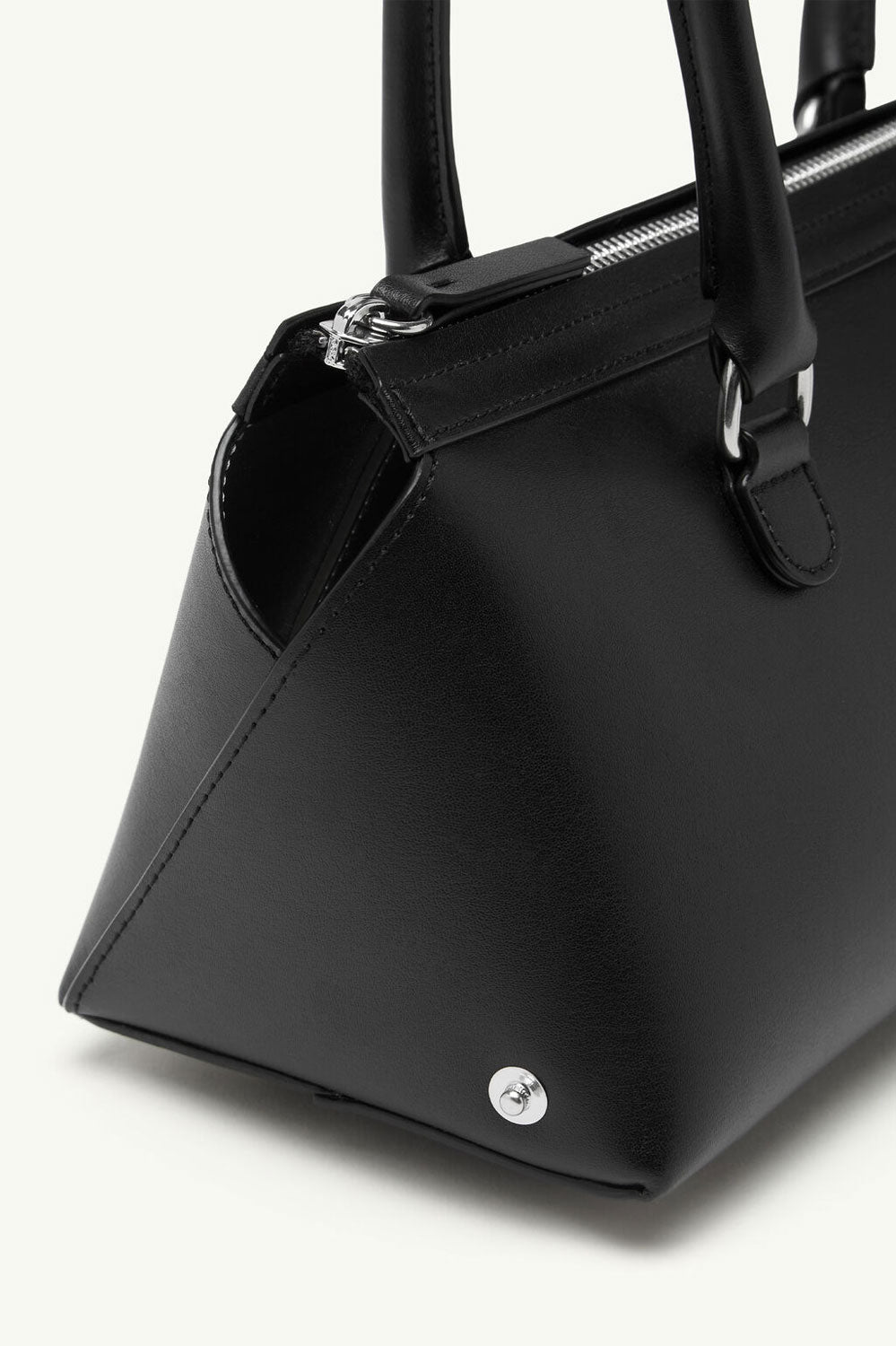 
                  
                    "Baulette" bag, medium
                  
                