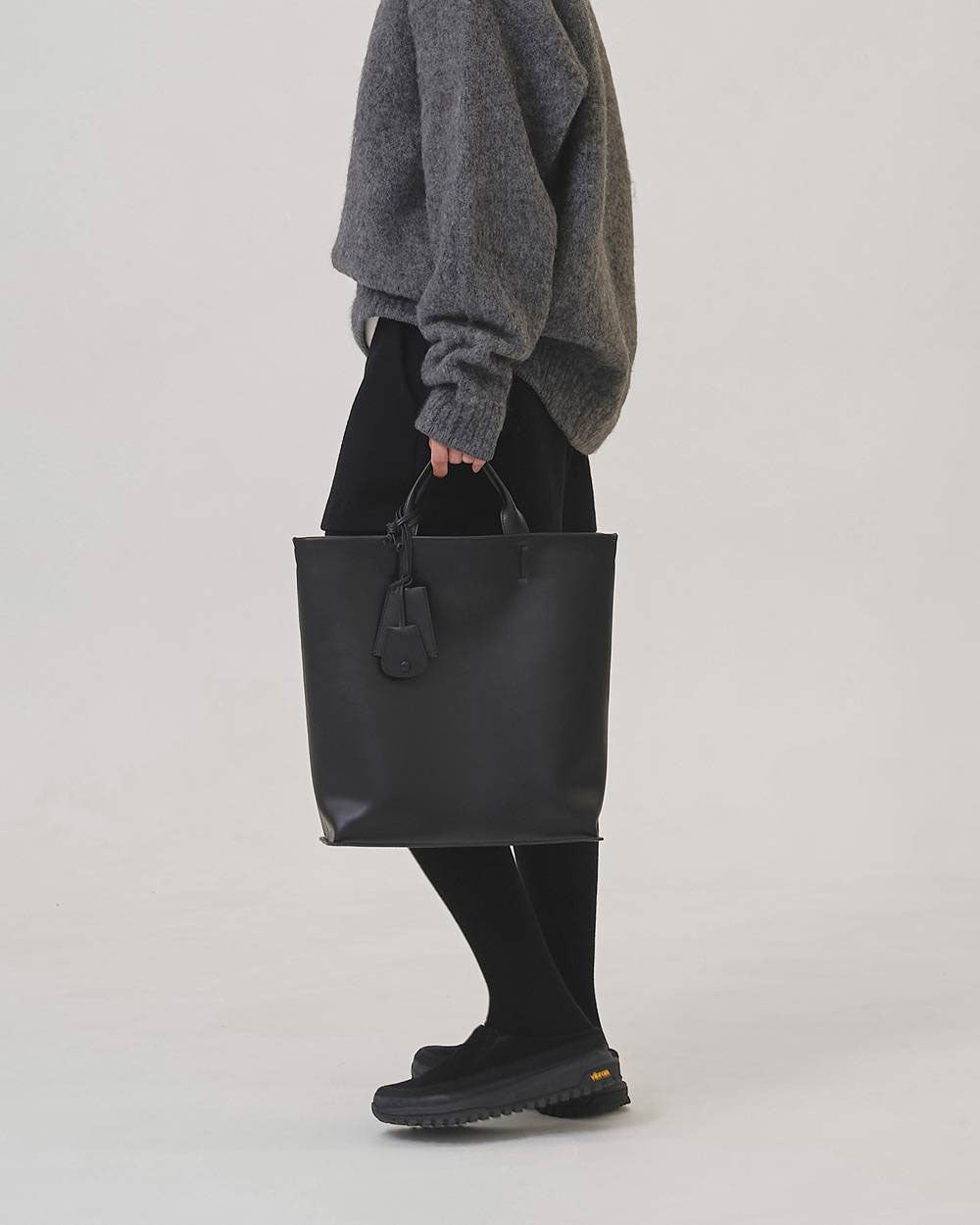
                  
                    Useful Leather Bag(L)
                  
                