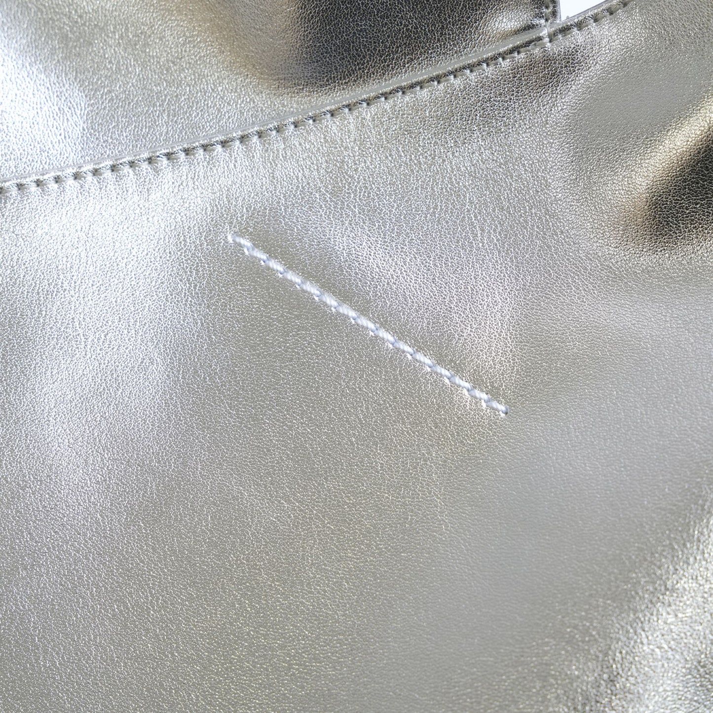 
                  
                    Classic Japanese Bag Mini-SILVER-
                  
                