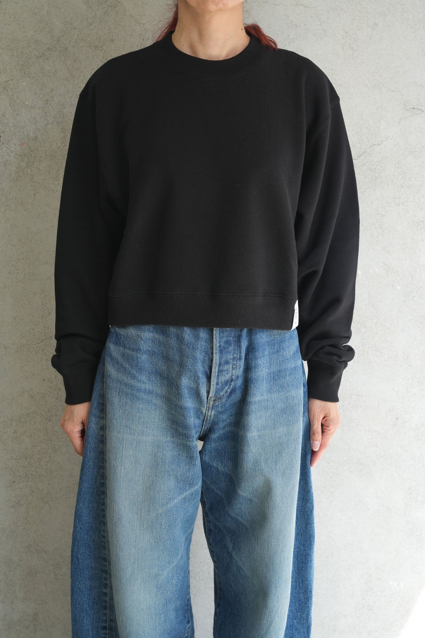 
                  
                    CROPPED SWEAT SHIRT -CHARCOAL-
                  
                