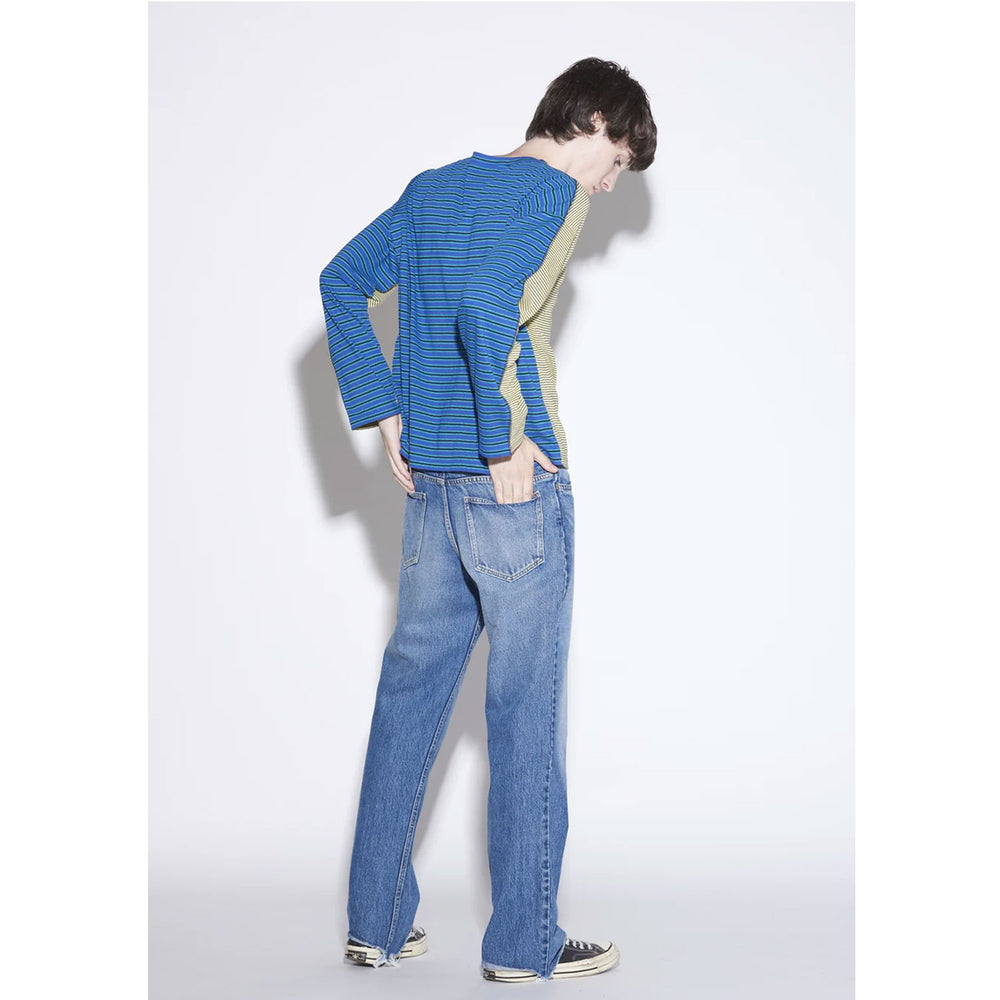 
                  
                    002 Flare Denim
                  
                