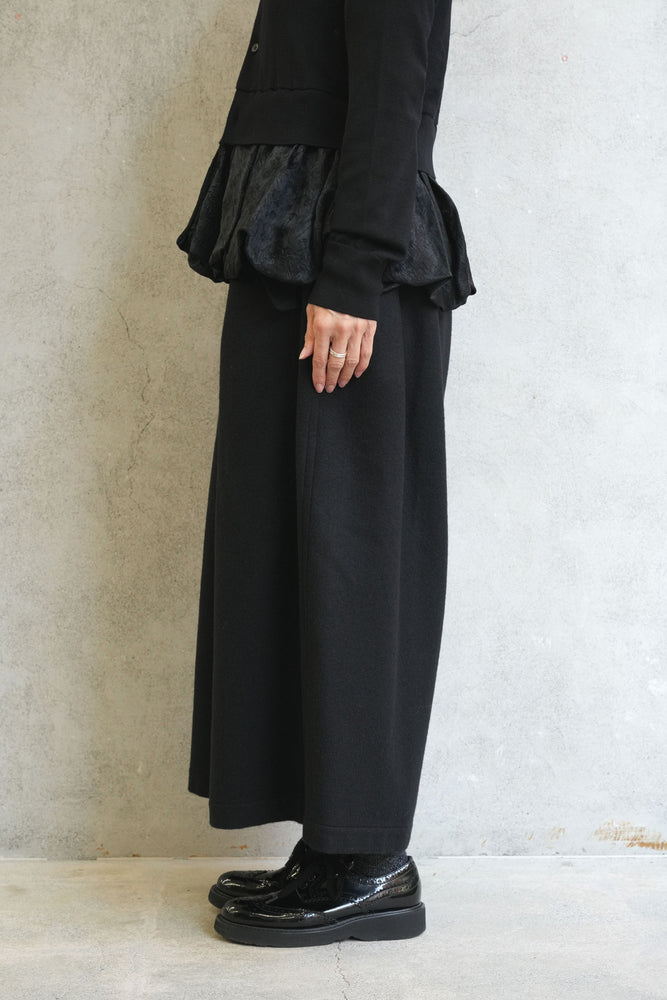 
                  
                    ウールエステルクロスパンツ-TOPGREY-
                  
                