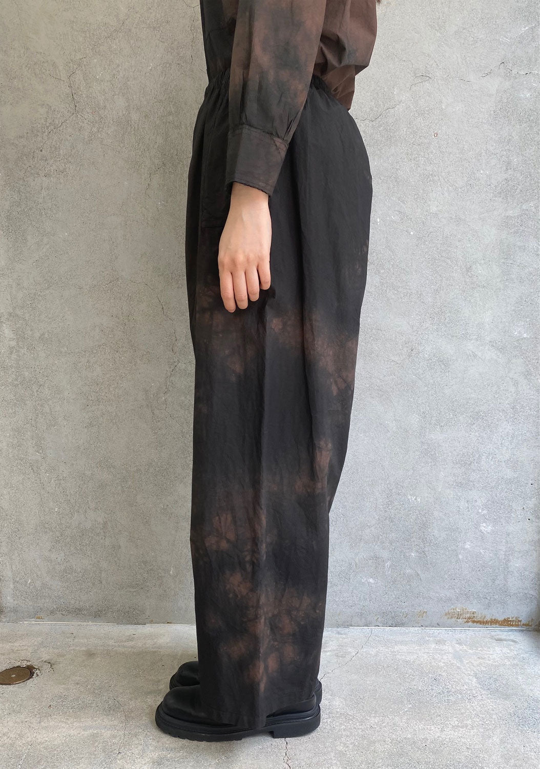 
                  
                    POPLIN FLAP POCKET TROUSERS
                  
                