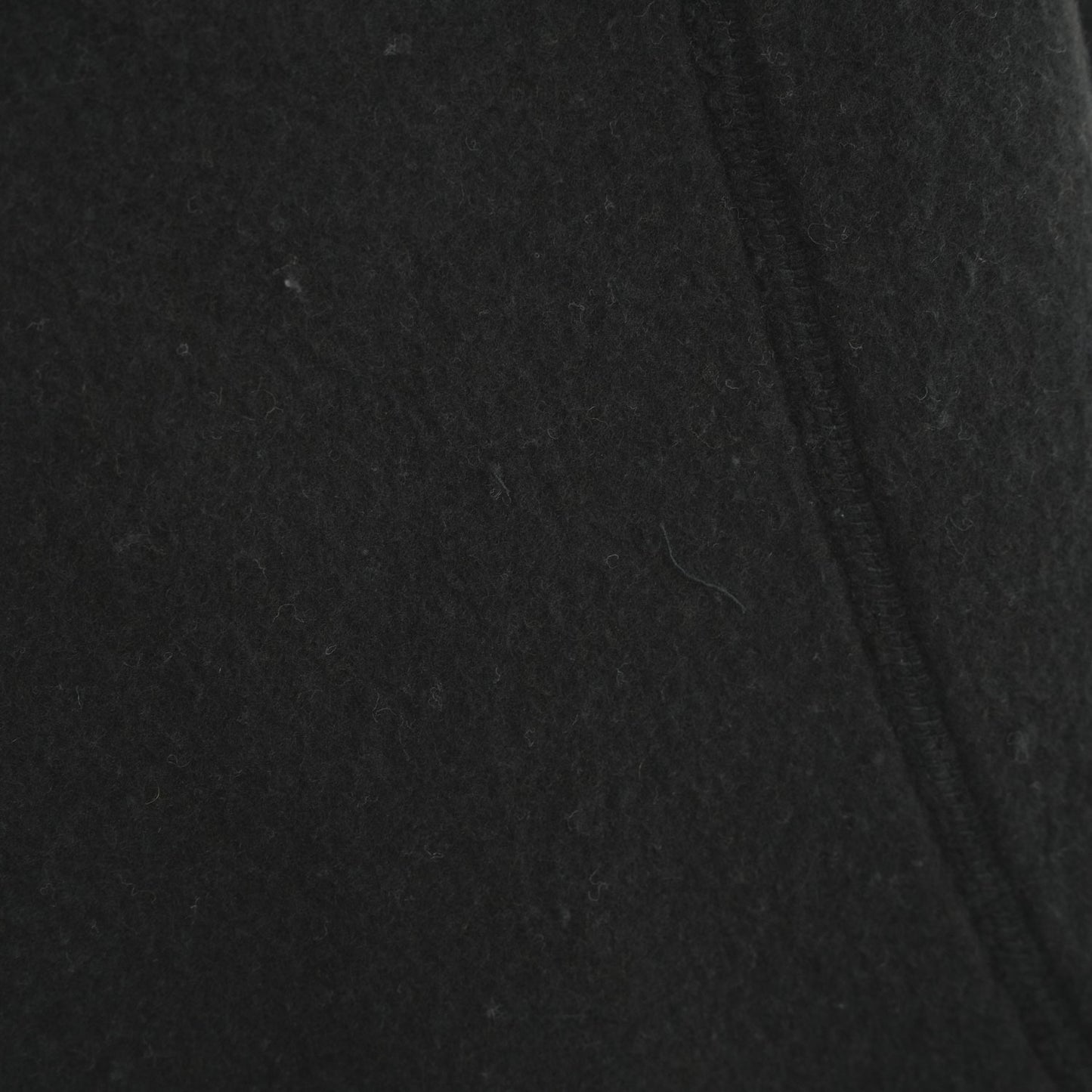 
                  
                    SLIT SLEEVE SWEAT -BLACK-
                  
                