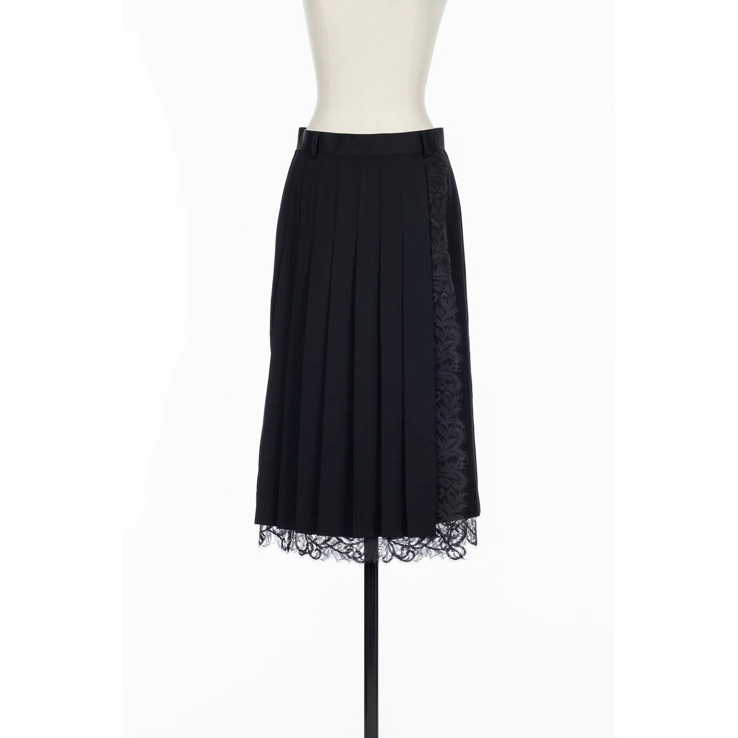 
                  
                    FINE WOOL PLEATED SKIRT WITH LACE TRIM
                  
                