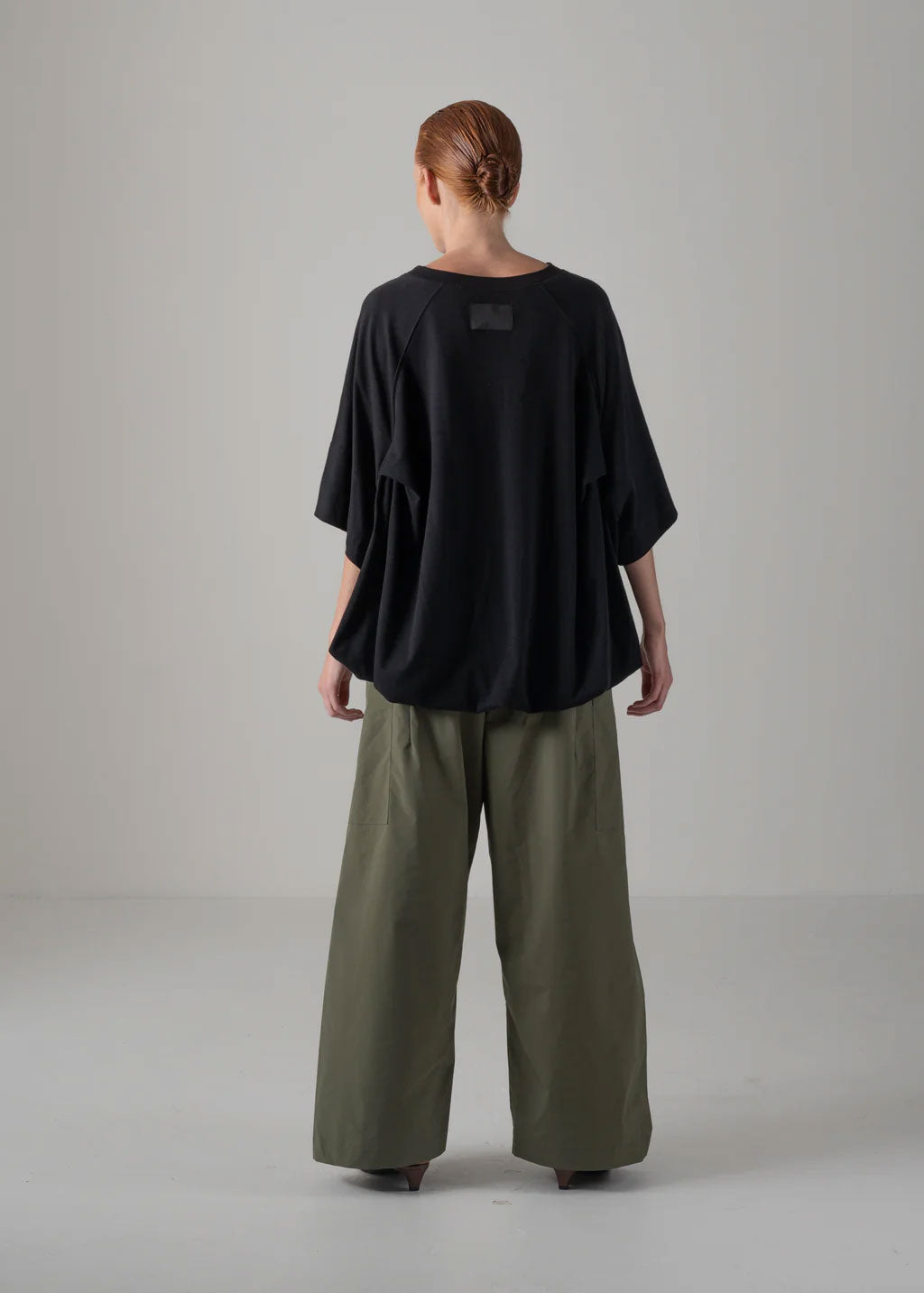 
                  
                    LILLYANA PUFFY SHORT SLEEVE TOP -BLACK-
                  
                