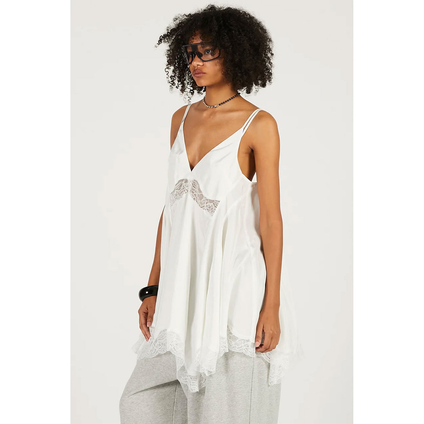 
                  
                    Lace Hem Volume Tunic -WHITE-
                  
                