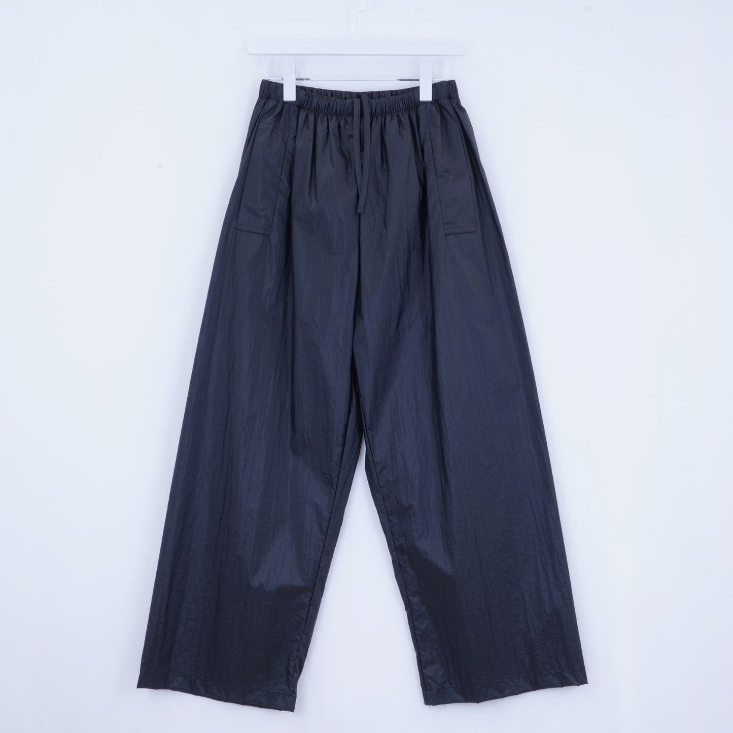 
                  
                    TECHNICAL FLAP POCKET TROUSERS
                  
                