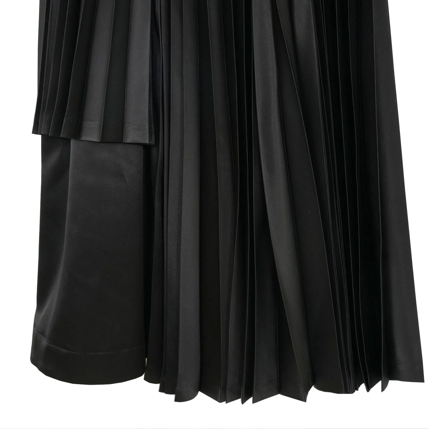 
                  
                    エステルサテンプリーツスカート-BLACK-
                  
                