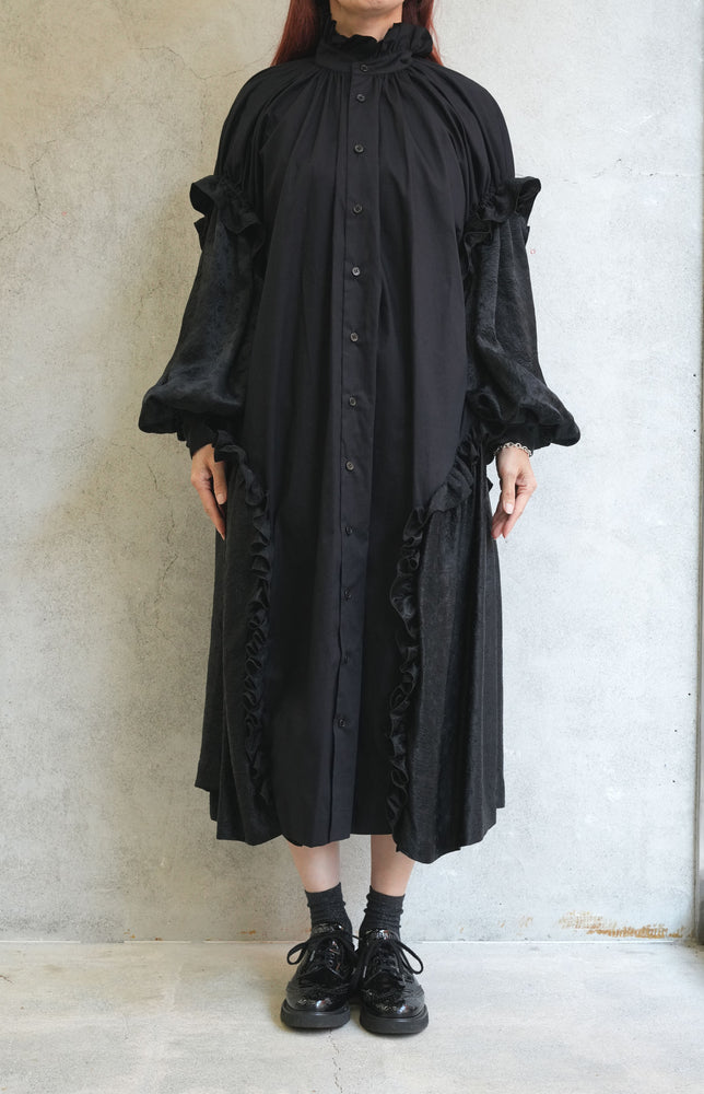 
                  
                    綿ブロード×アセテートサテンシャツワンピース-BLACK-
                  
                