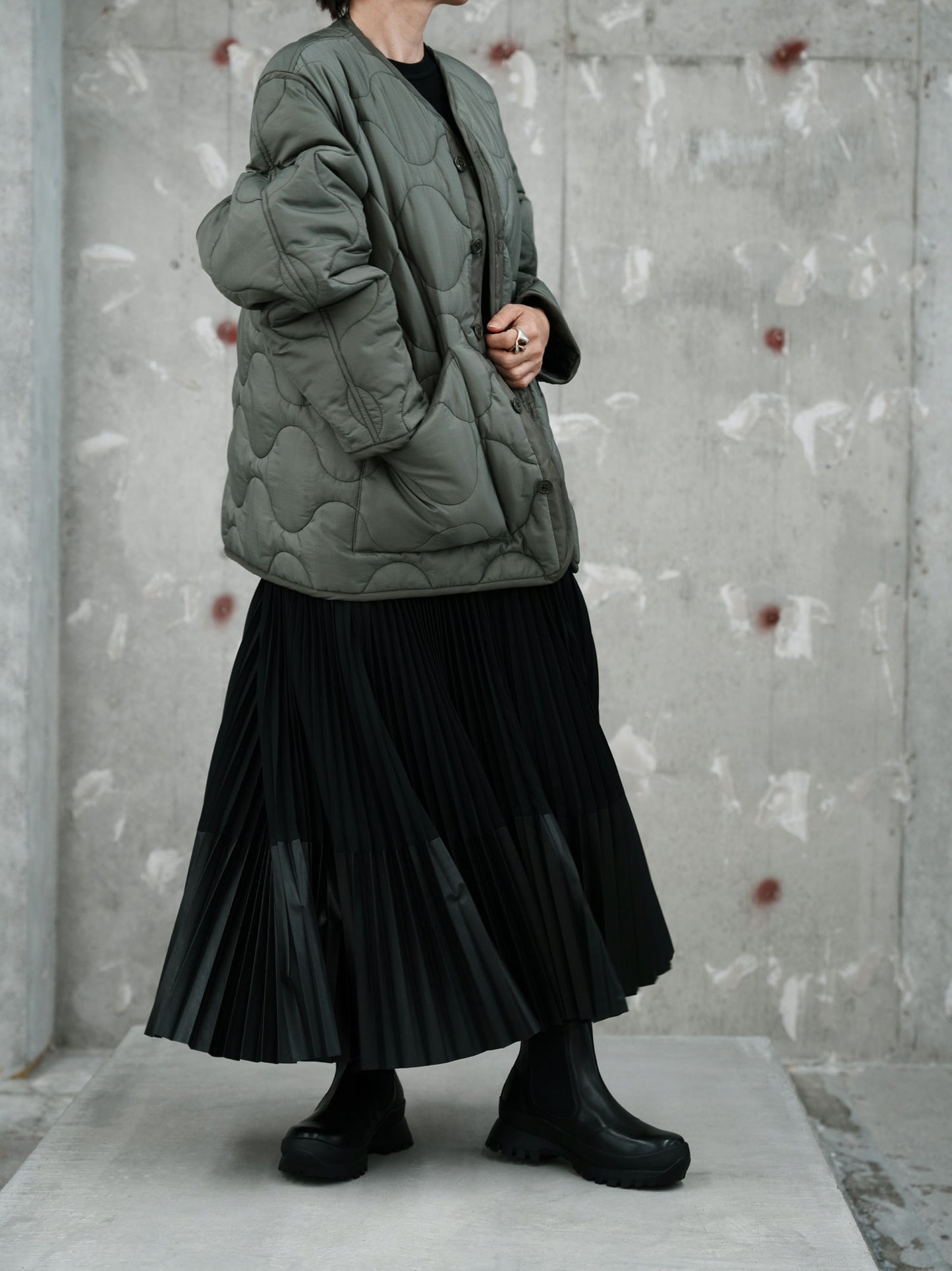 
                  
                    TAFFETA X ECO-LEATHER PLEATED SKIRT
                  
                