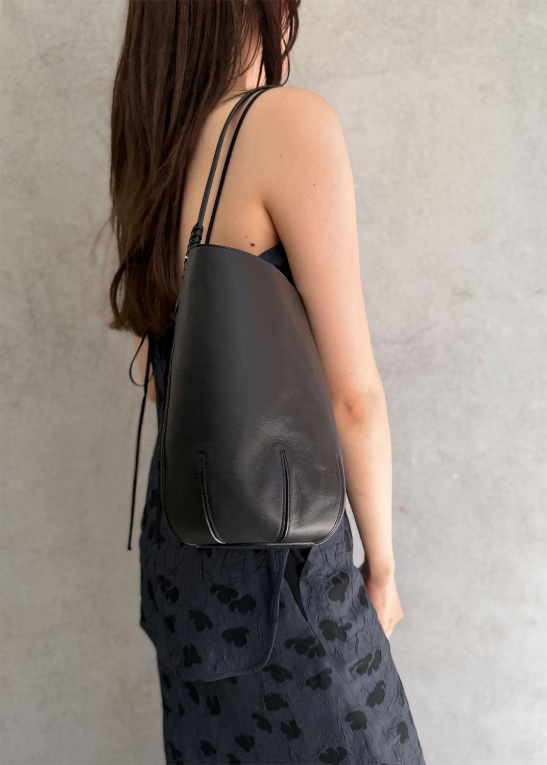 
                  
                    Mame Kurogouchi with Tsuchiya Kaban Medium Mayu Bucket Bag - black
                  
                