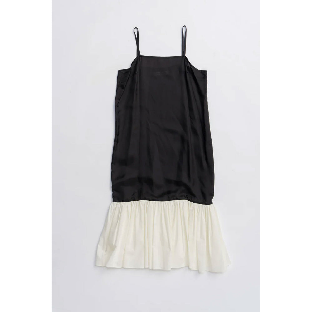 
                  
                    Pleated Dress-BLACK-
                  
                