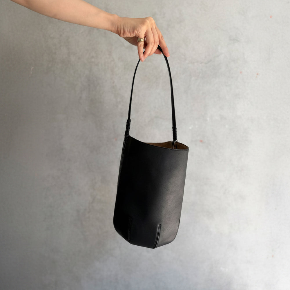 バッグ Mame with Tsuchiya Kaban Mayu Bucket Bag Mame Kurogouchi with Tsuchiya Kaban Medium Mayu Bucket Bag - black
