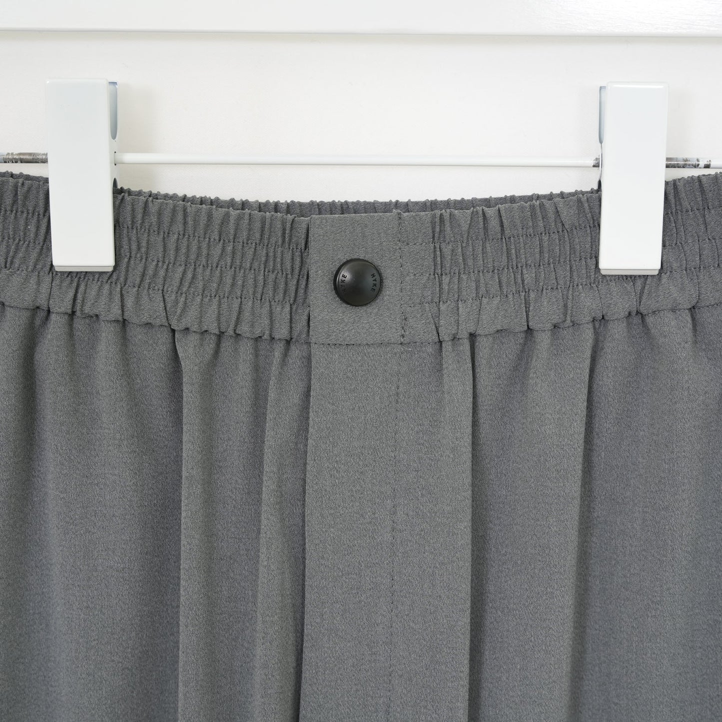 
                  
                    STRETCH TAPERED PANTS-GREEN-
                  
                