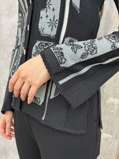 
                  
                    Multi-Pattern Knit Cardigan -BLACK-
                  
                