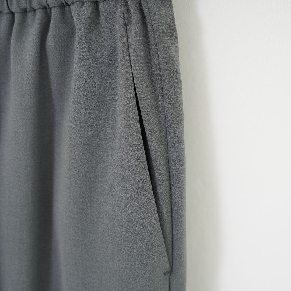 
                  
                    STRETCH TAPERED PANTS-GREEN-
                  
                