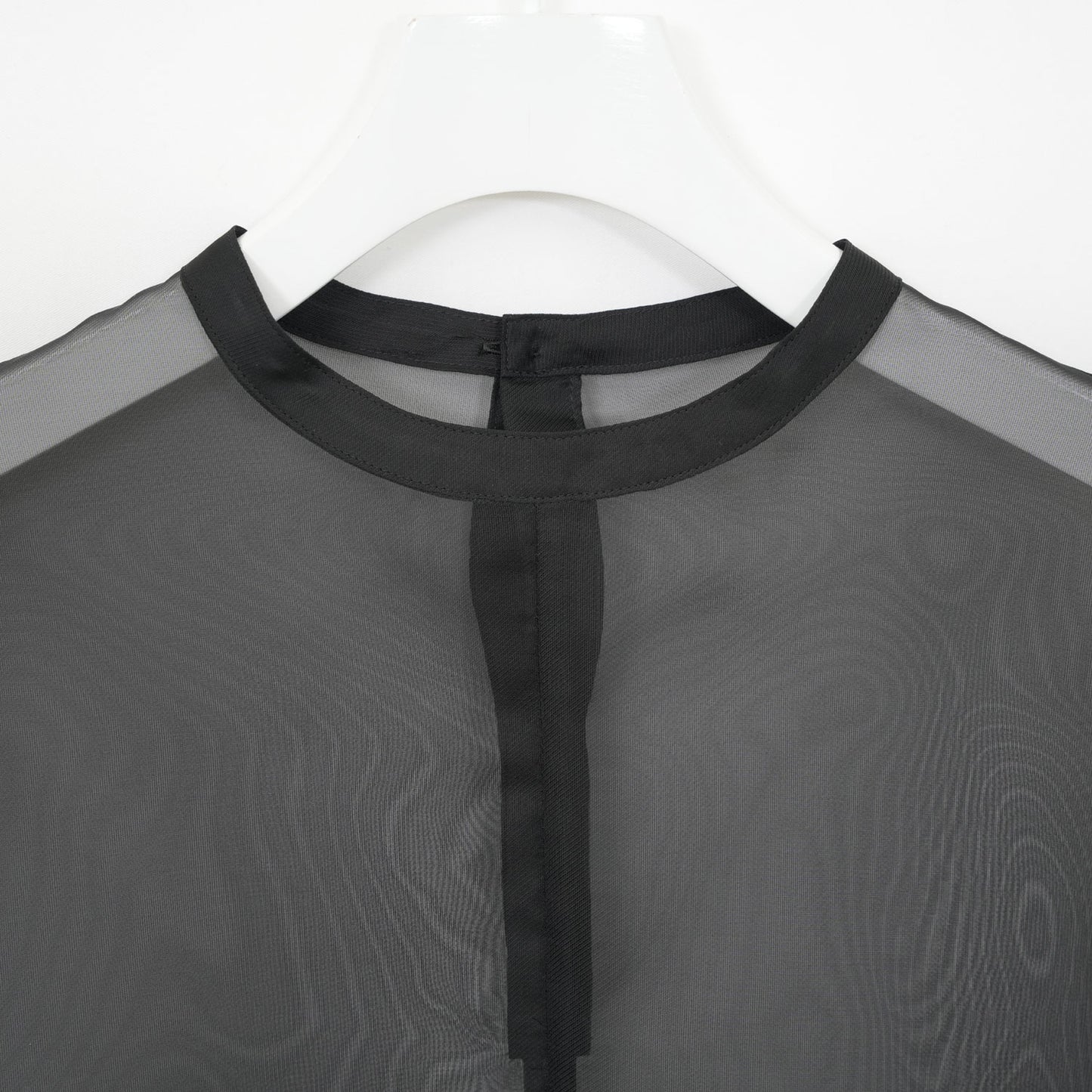 
                  
                    SHEER BLOUSE-BLACK-
                  
                