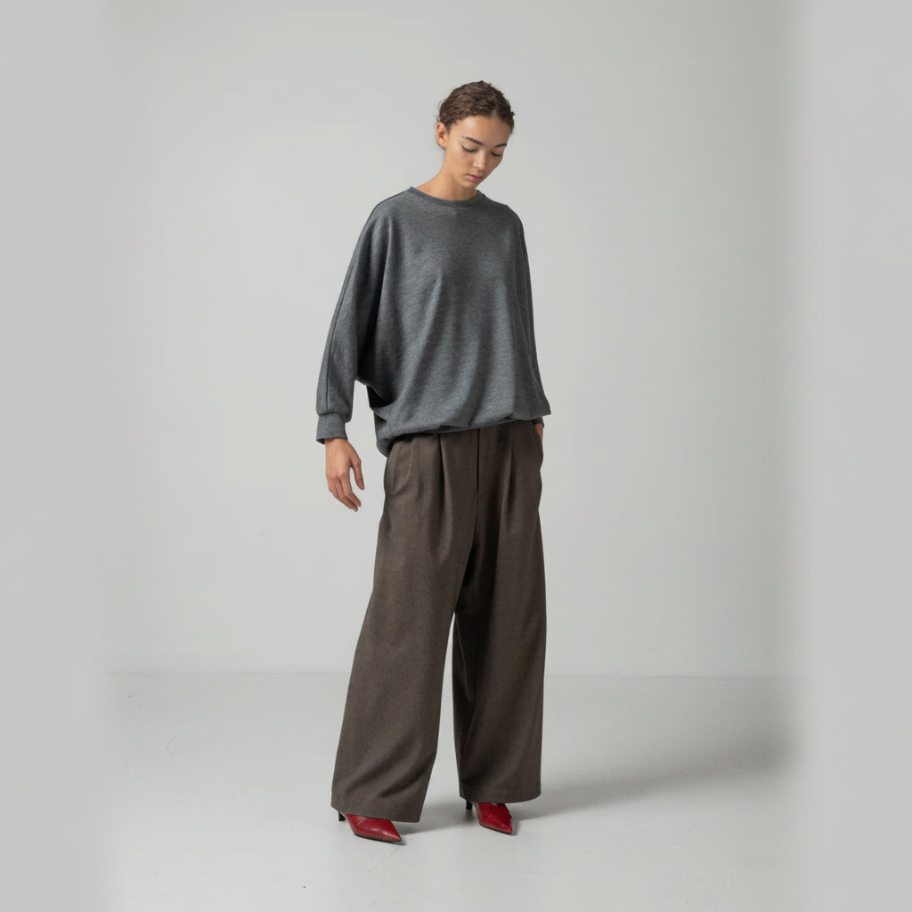
                  
                    LUCY BAGGY TROUSERS / SOFT FLANNEL SUITING
                  
                