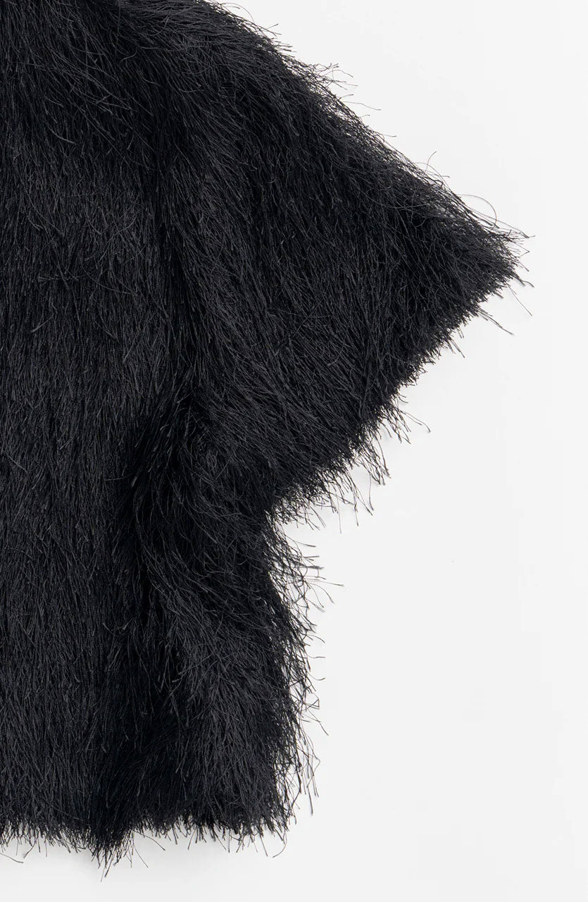 
                  
                    Feather Short Top -BLACK-
                  
                