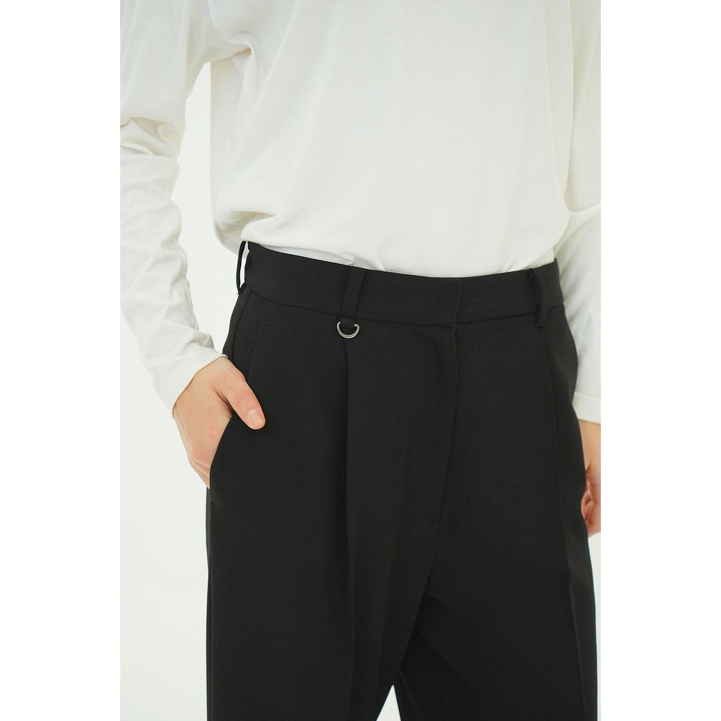 
                  
                    2WAY TUCK STRAIGHT PANTS -BLUE-
                  
                