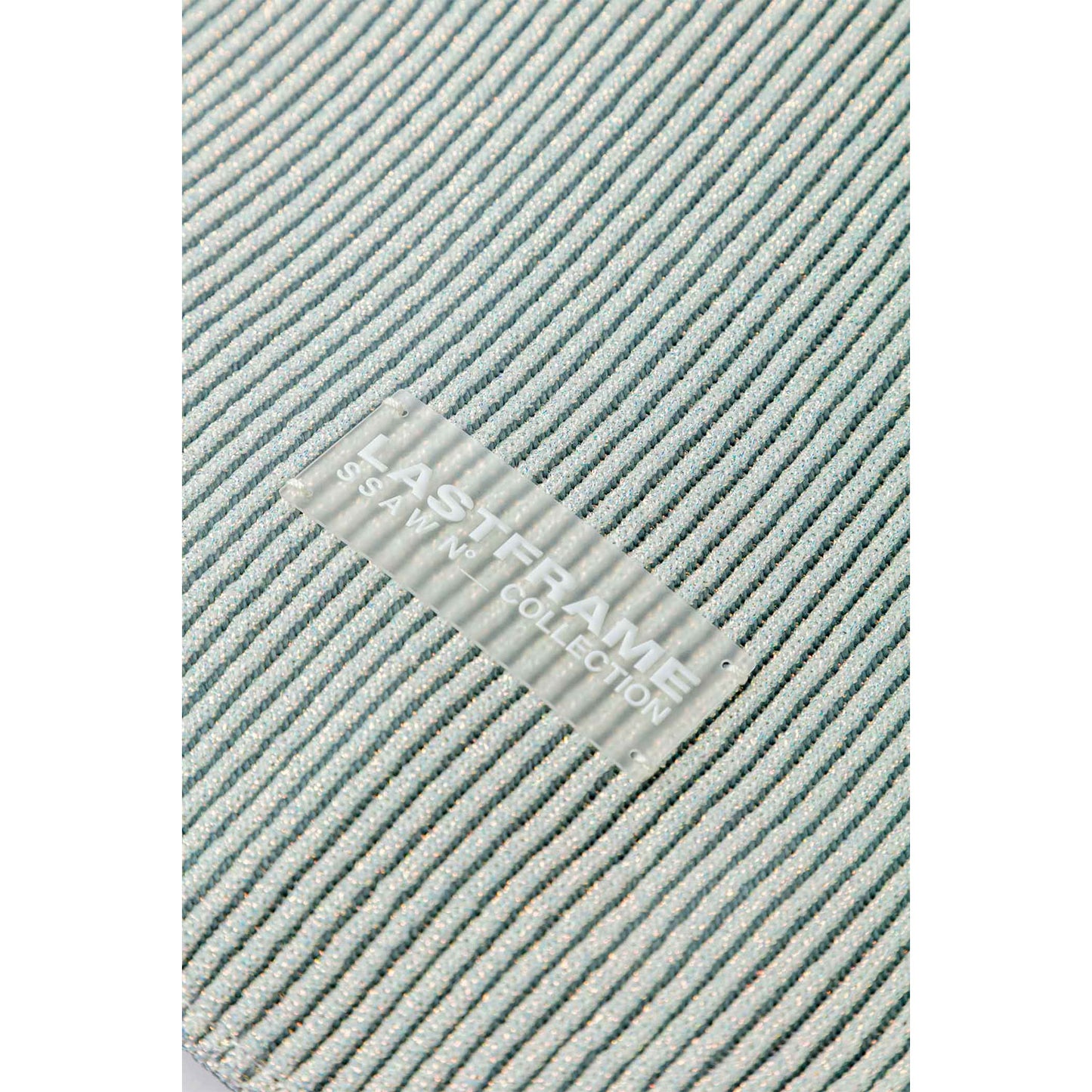 
                  
                    KYOTO METALLIC REVERSIBLE TASUKI TOTE SMALL -DARK SILVER×BLACK-
                  
                