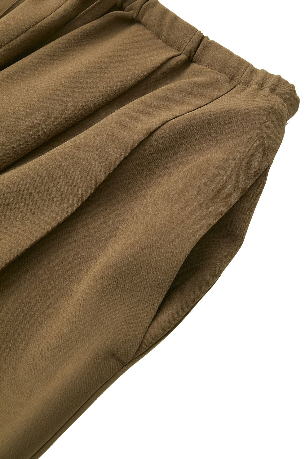 
                  
                    DRAWSTRING LOOSE TUCK PANTS
                  
                