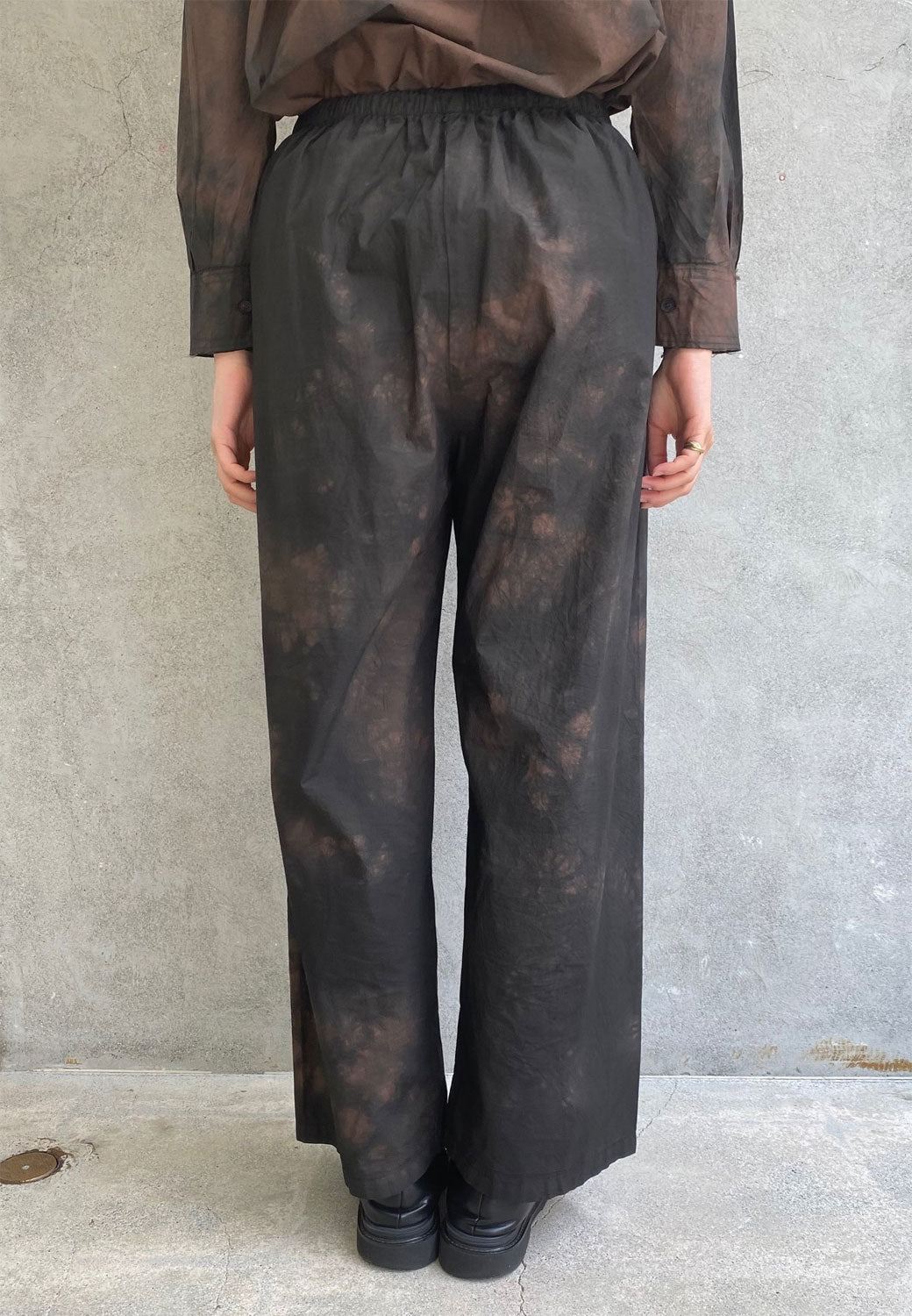 
                  
                    POPLIN FLAP POCKET TROUSERS
                  
                