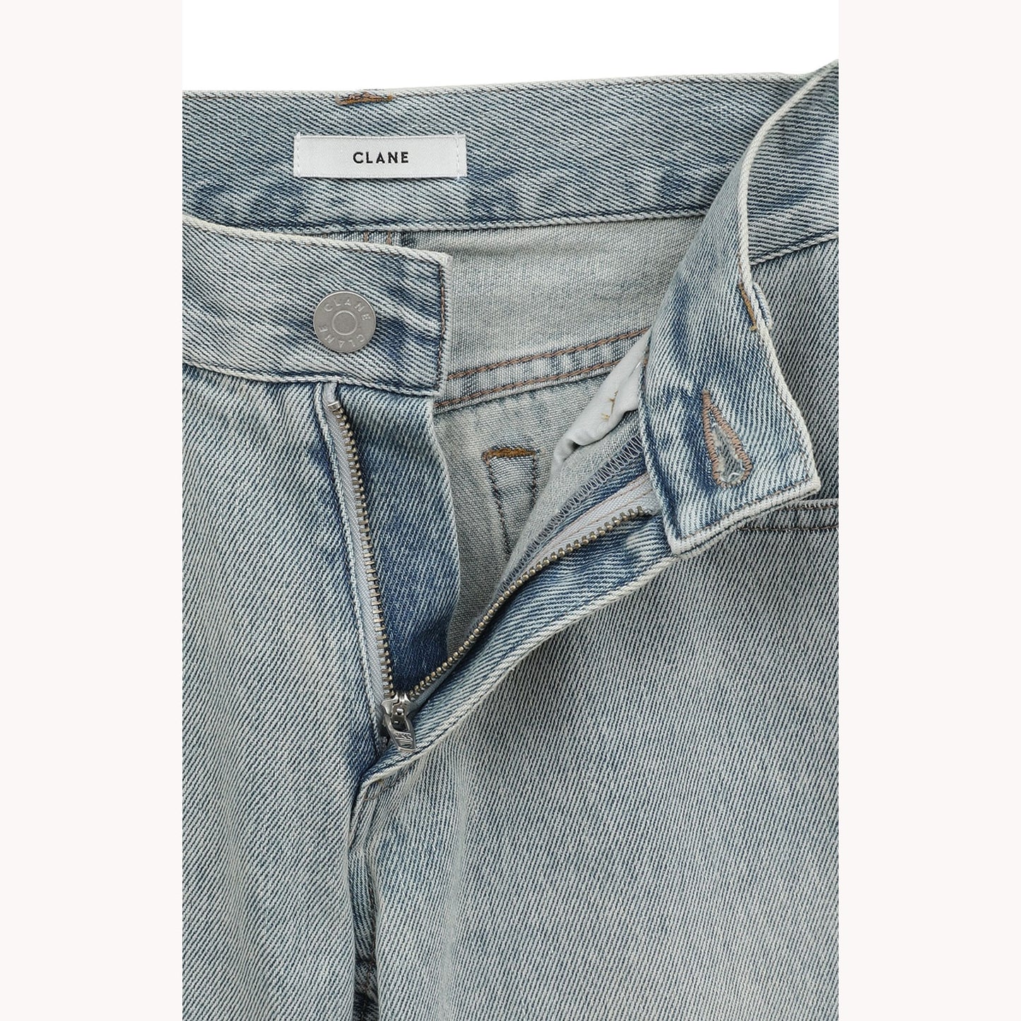 
                  
                    LOW WAIST SLIM DENIM PANTS -ICE BLUE-
                  
                