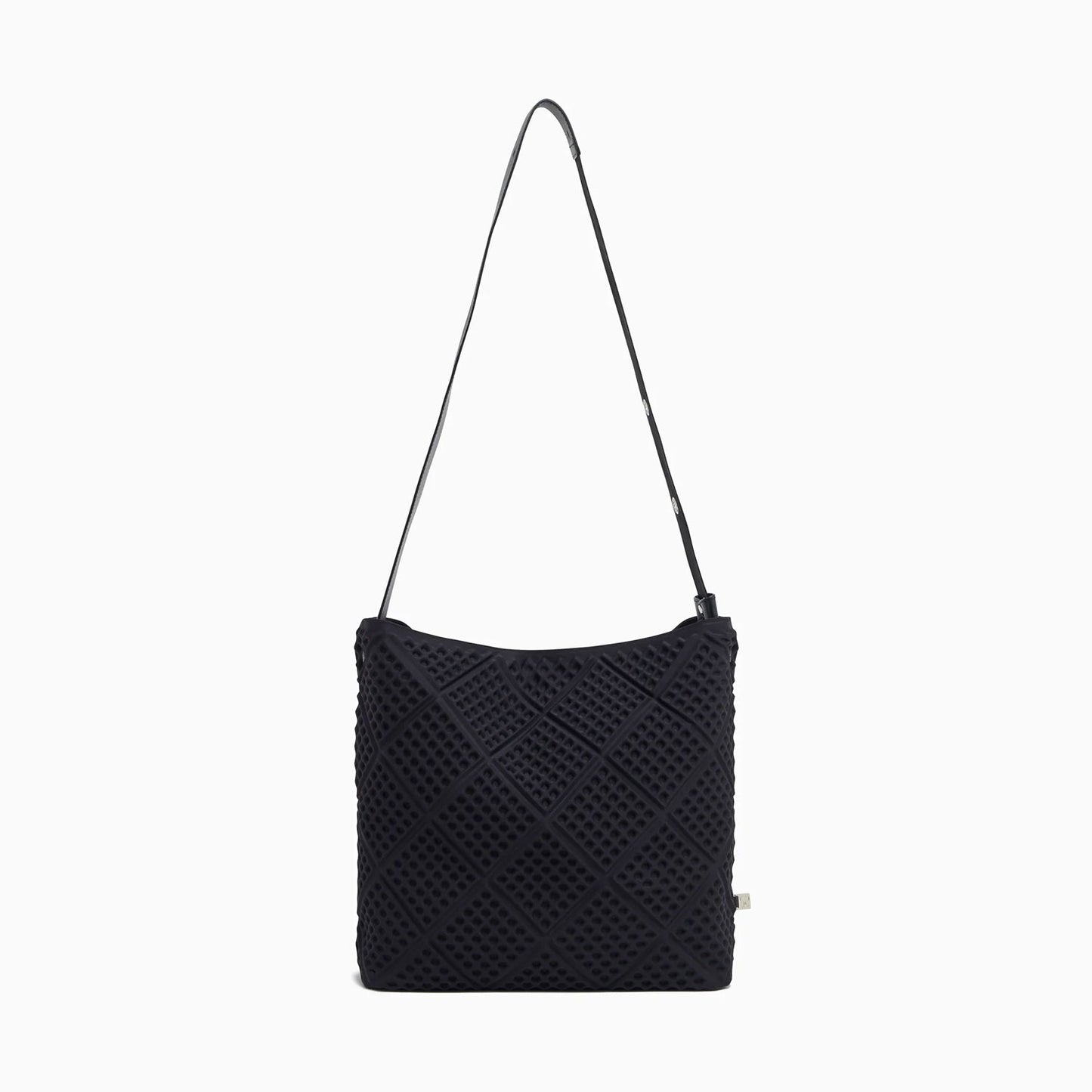 
                  
                    WAF-FUL ONE TOTE 2-Ice gray-
                  
                