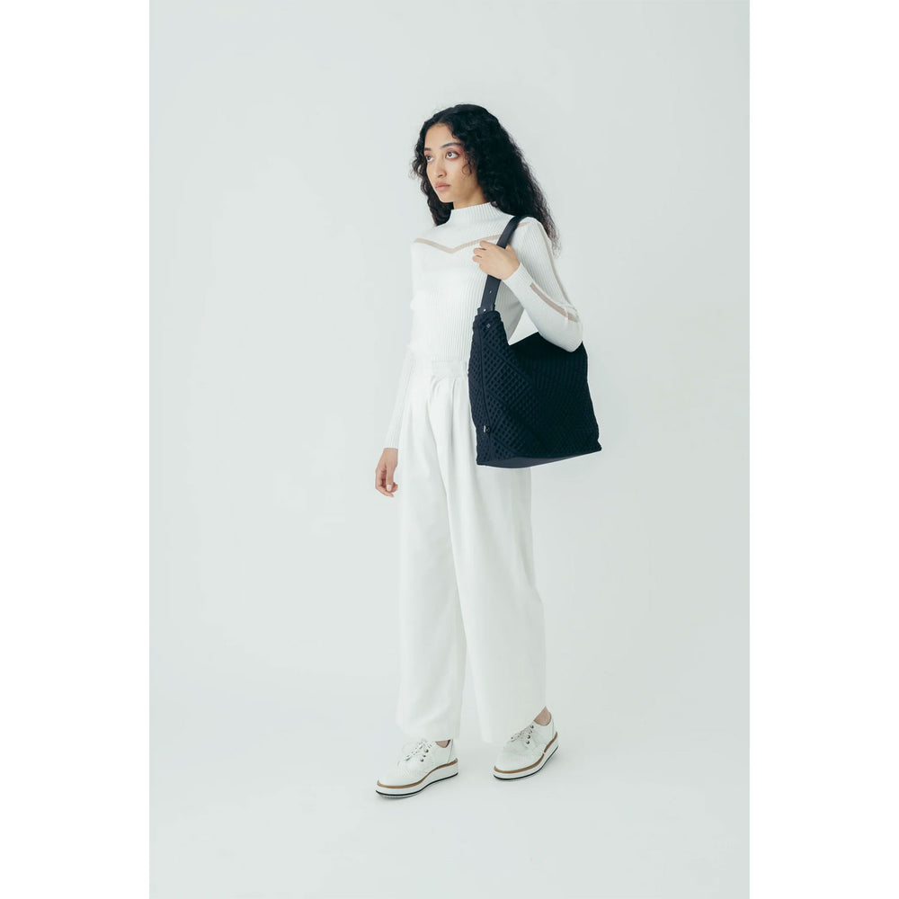 
                  
                    WAF-FUL ONE TOTE 2-Ice gray-
                  
                