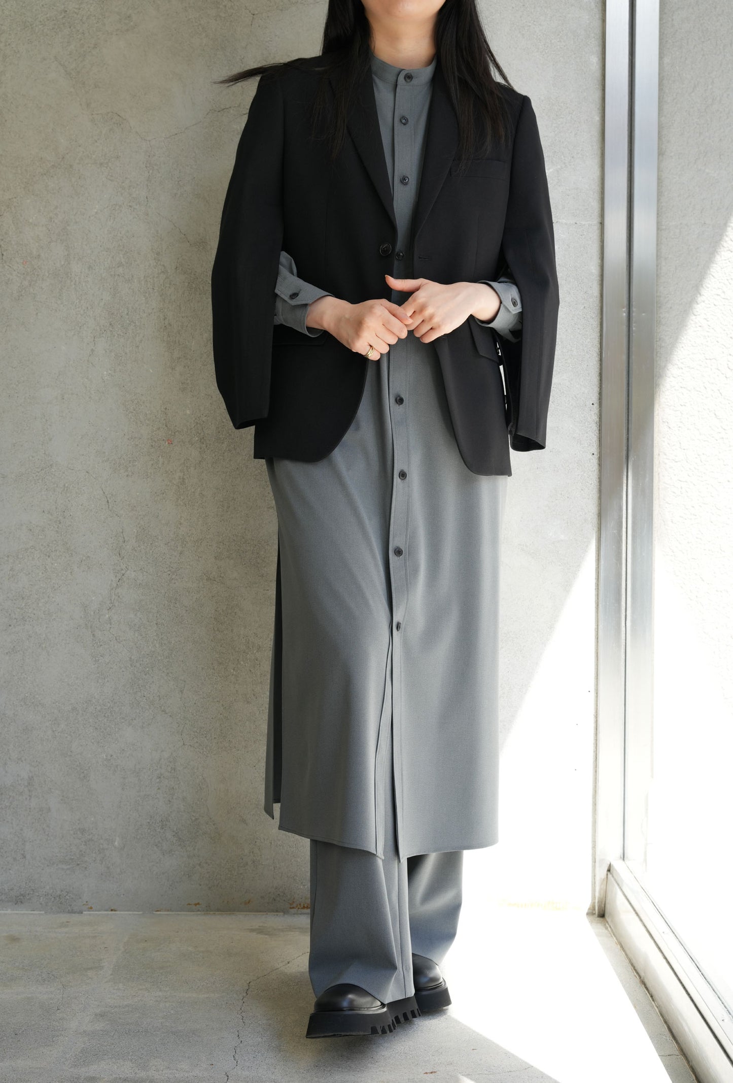 
                  
                    DOESKIN BLAZER-BLACK-
                  
                