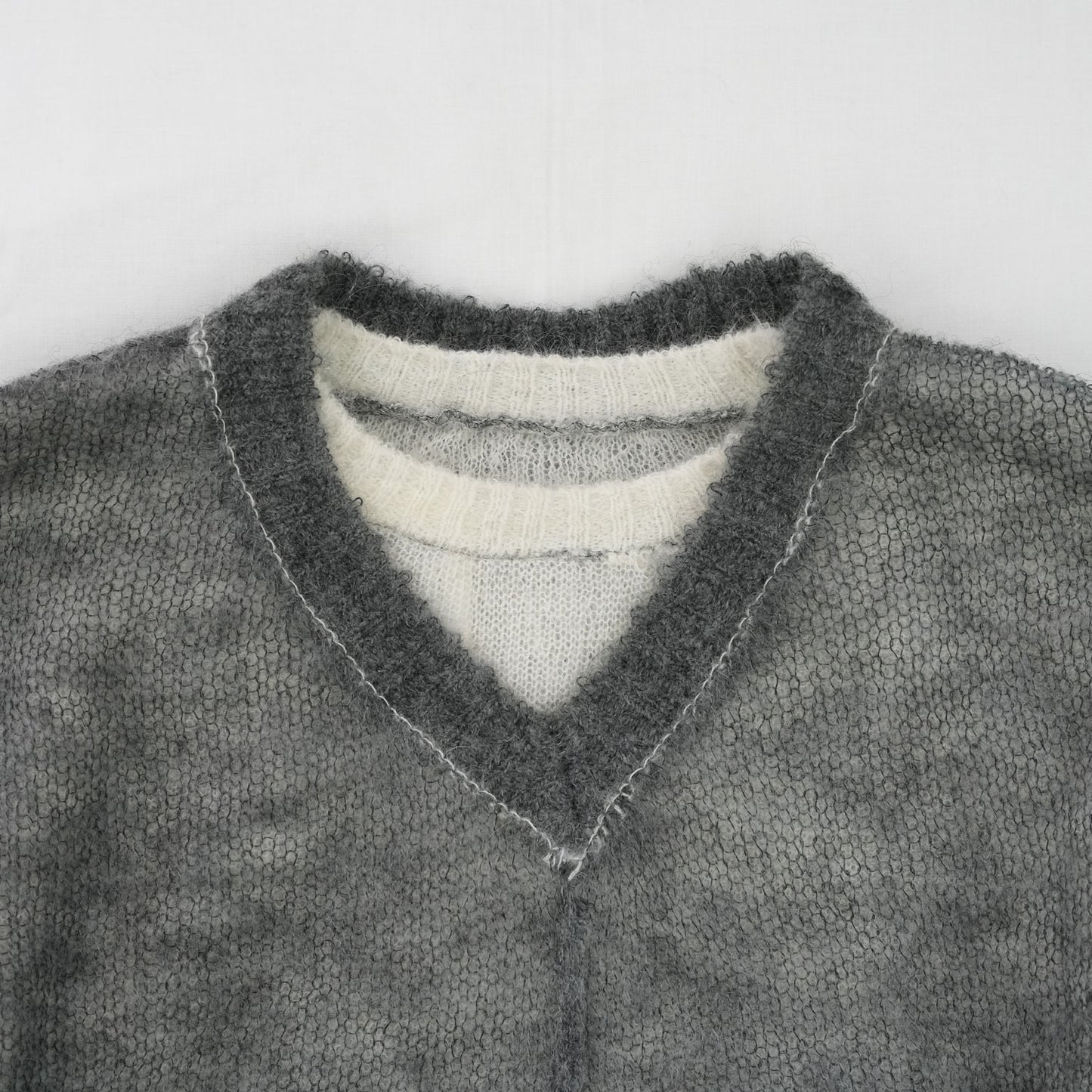 
                  
                    Reversible Mohair Knit -GREY-
                  
                
