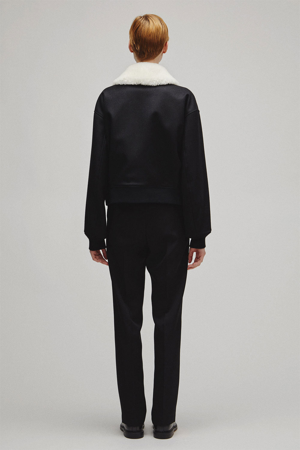 
                  
                    THE A2JACKET W(WITH BOA COLLAR)
                  
                