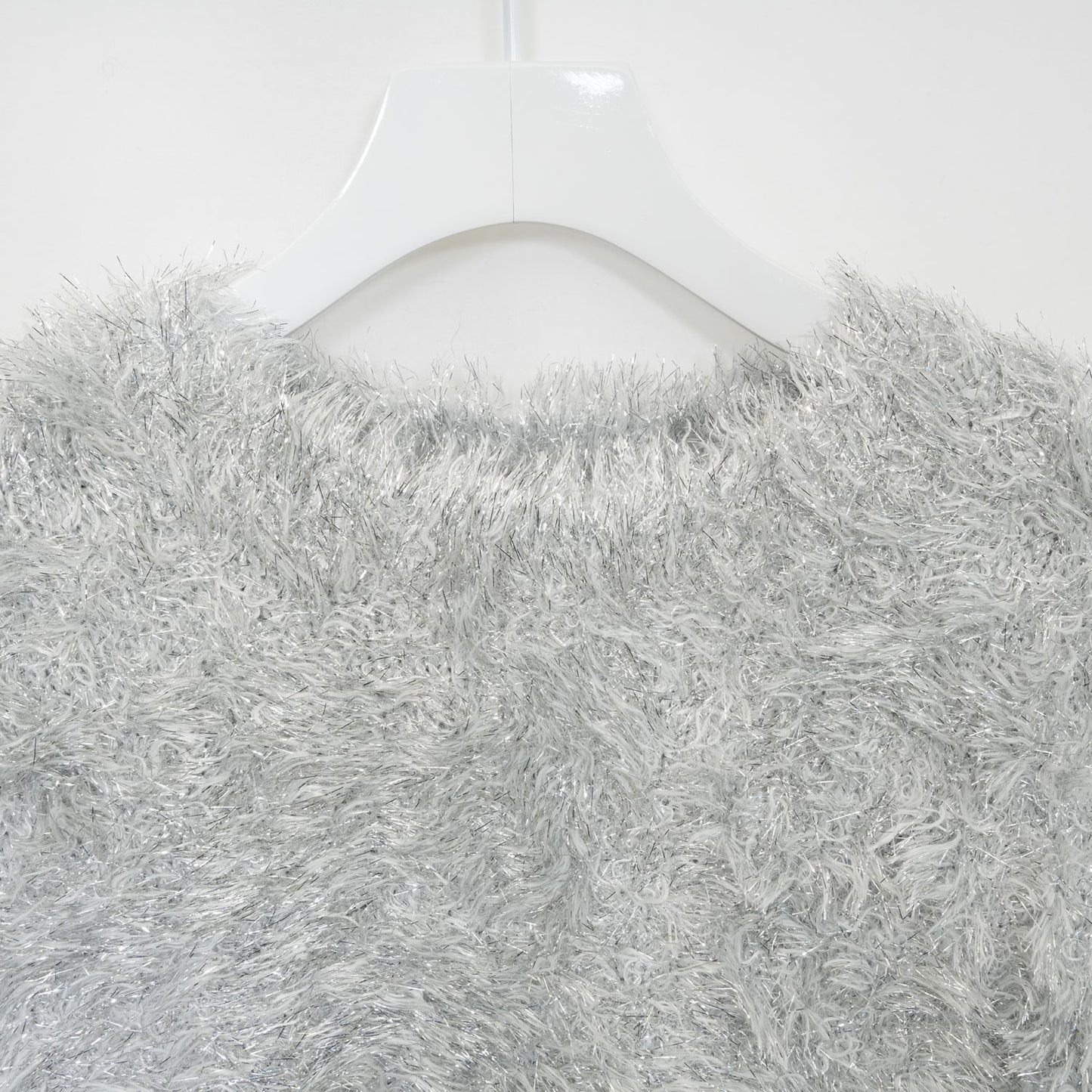 
                  
                    エステルラメニット-SILVER-
                  
                