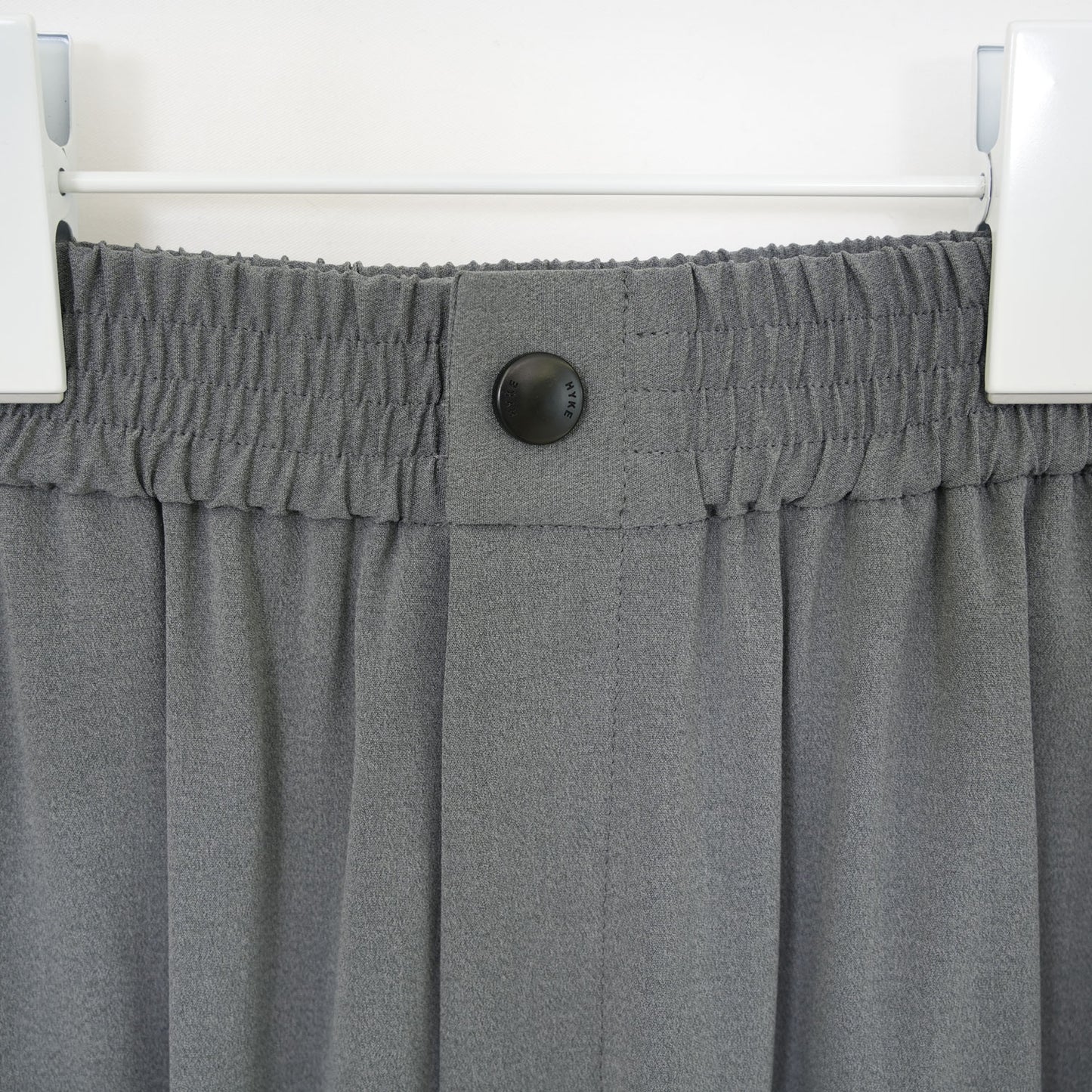 
                  
                    STRETCH WIDE-LEG PANTS-GREEN-
                  
                