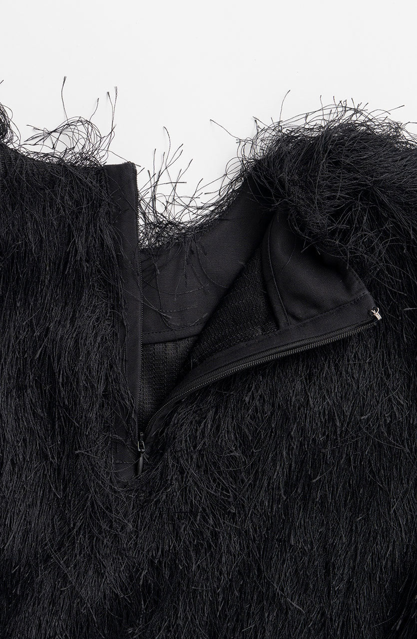 
                  
                    Feather Short Top -BLACK-
                  
                
