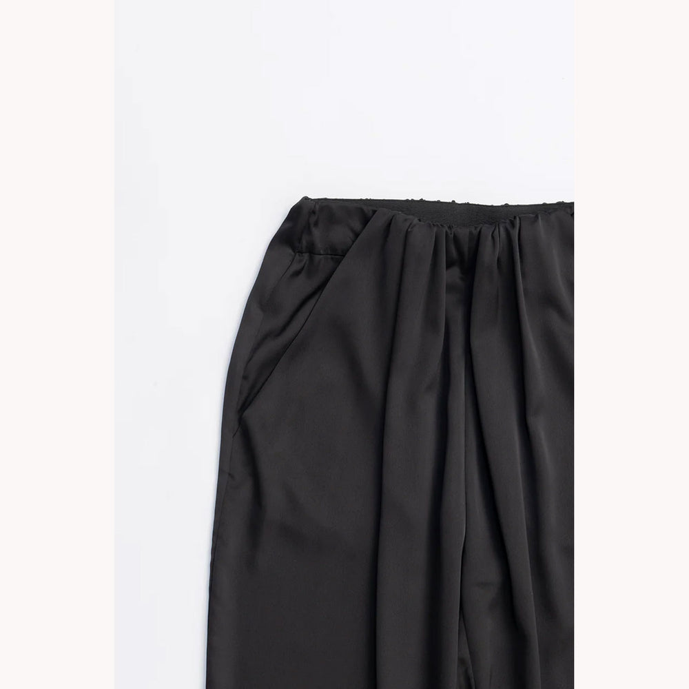 
                  
                    Front Gathered Easy Pants -GREY-
                  
                