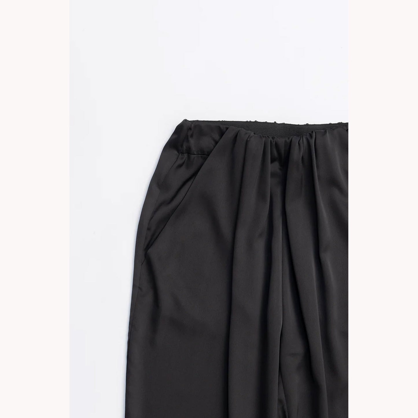 
                  
                    Front Gathered Easy Pants -GREY-
                  
                