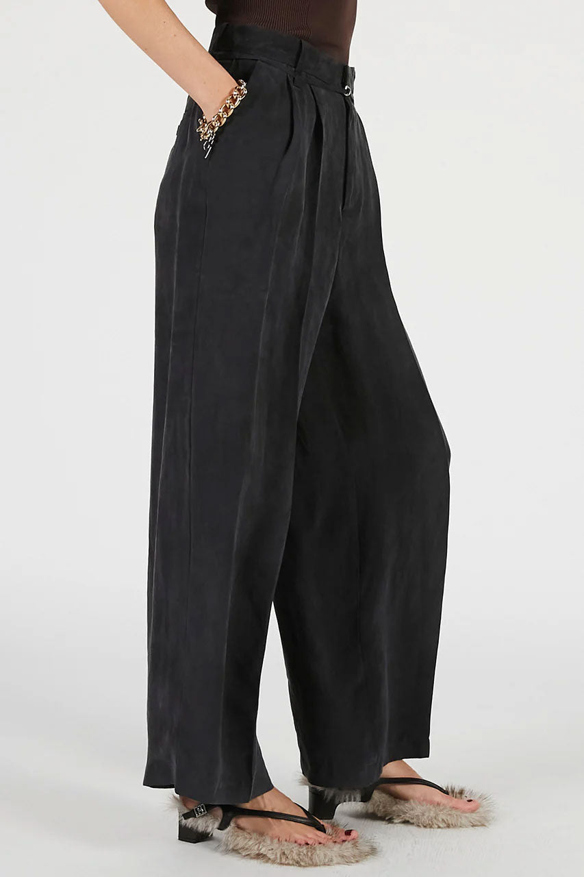 
                  
                    Fibril Easy Slacks -BLACK-
                  
                