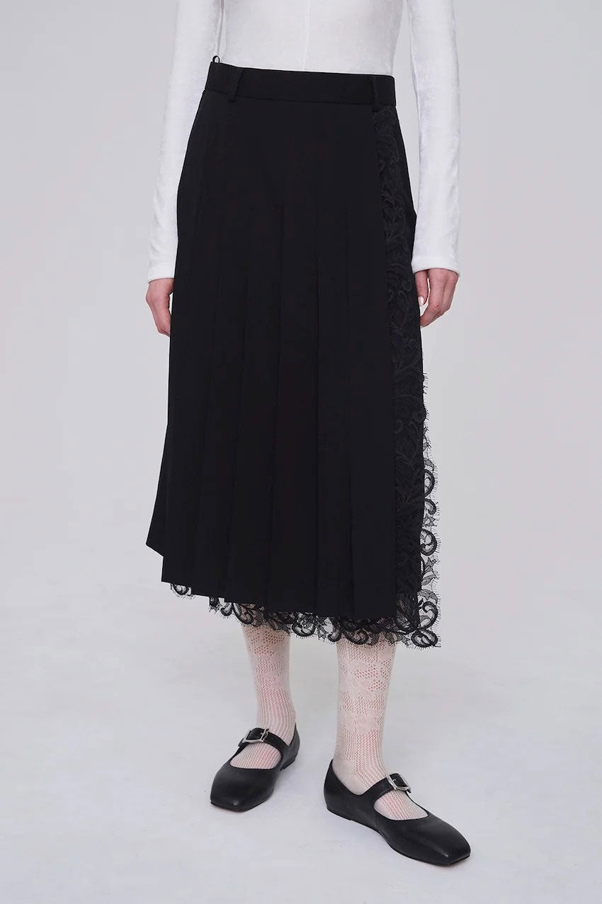 
                  
                    FINE WOOL PLEATED SKIRT WITH LACE TRIM
                  
                