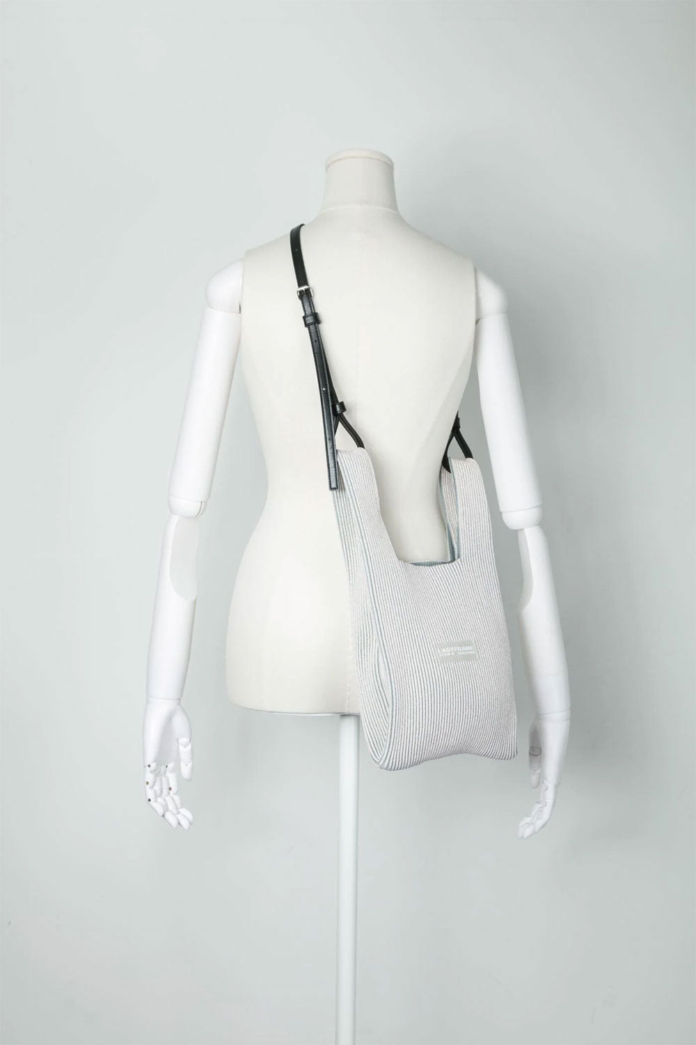 
                  
                    MARCKET BAG SMALL
                  
                