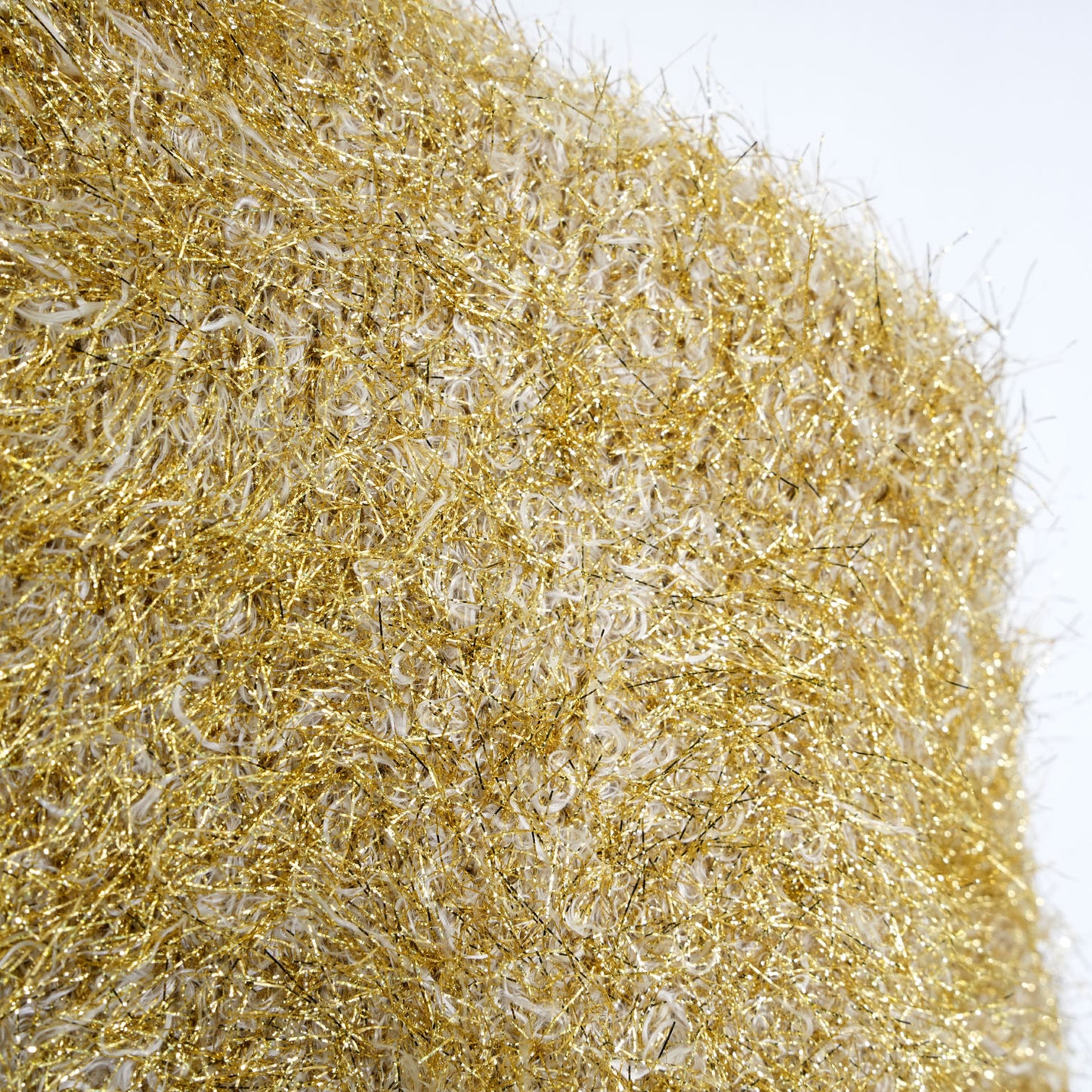 
                  
                    キャプラエステルラメカーデ-GOLD-
                  
                