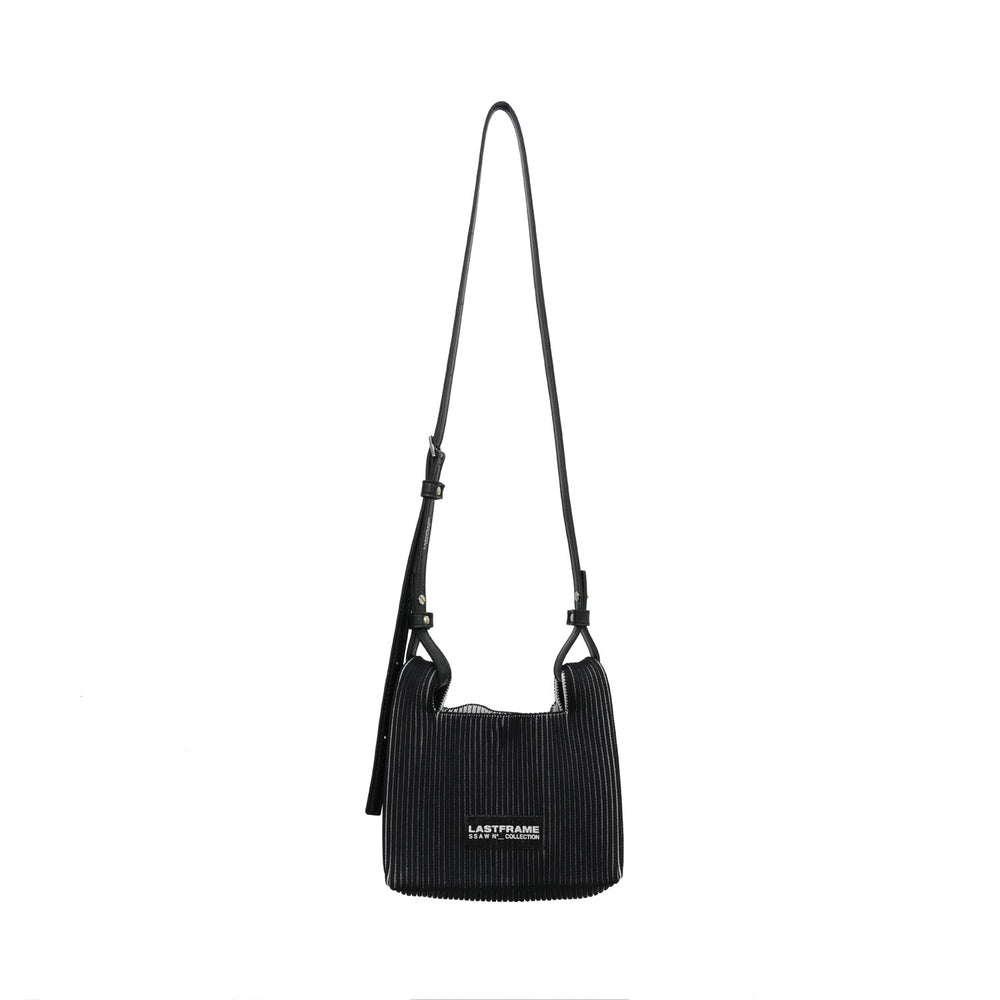 
                  
                    WRAP BAG MINI(STRAP)
                  
                