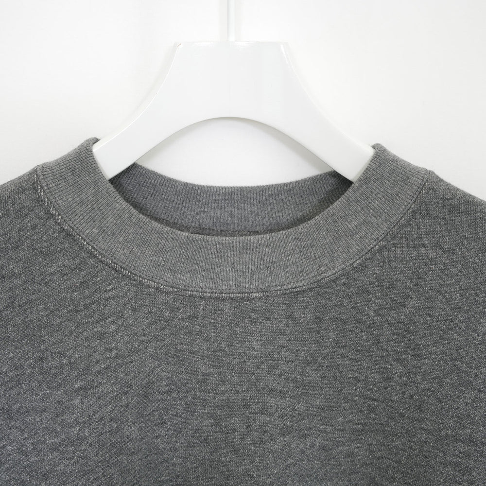
                  
                    CROPPED SWEAT SHIRT -CHARCOAL-
                  
                