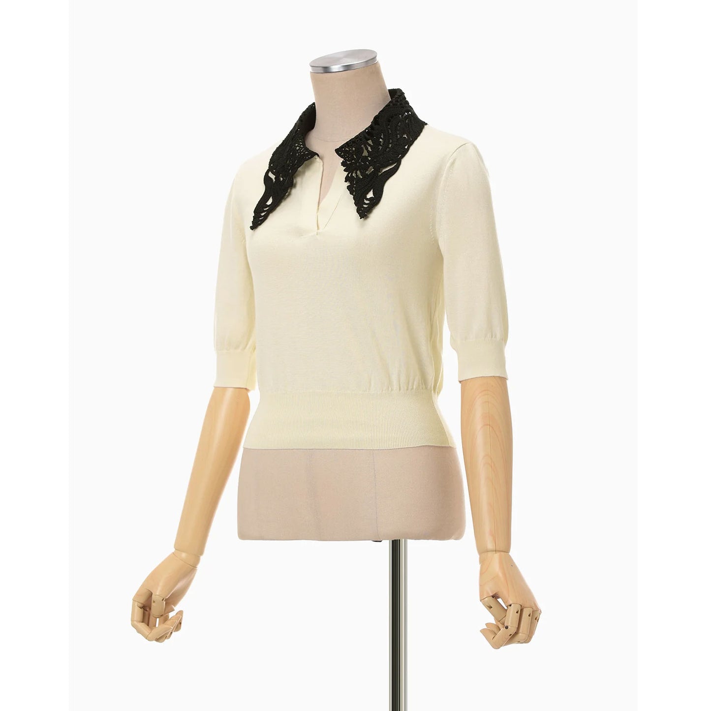 
                  
                    Embroidery Collar Knitted Top - ecru
                  
                