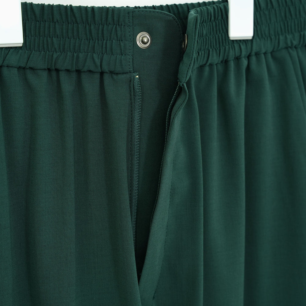 
                  
                    STRETCH TAPERED PANTS-GREEN-
                  
                