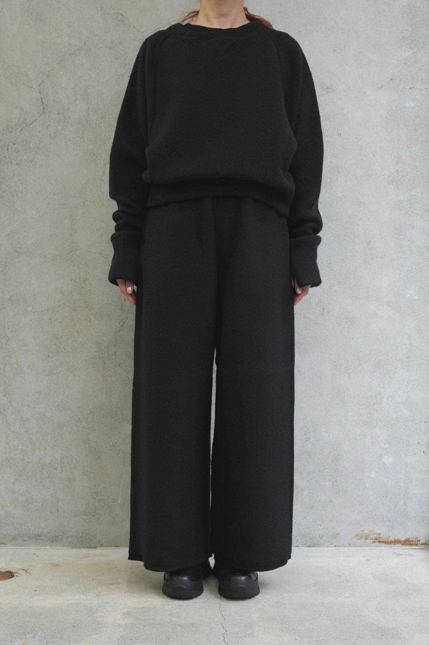 
                  
                    SWEAT BUGGY PANTS -BLACK-
                  
                